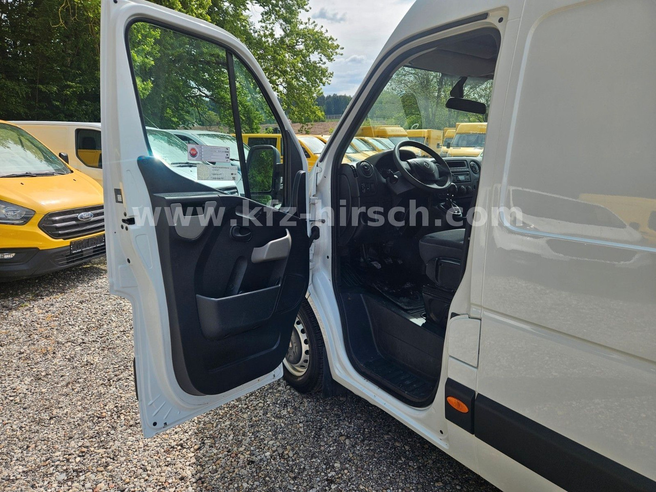 Panel van Renault Master EURO 6 *Klima*EU6*Bluetooth*Kamera*MAXI: picture 13 Panel van Renault Master EURO 6 *Klima*EU6*Bluetooth*Kamera*MAXI: picture 13
