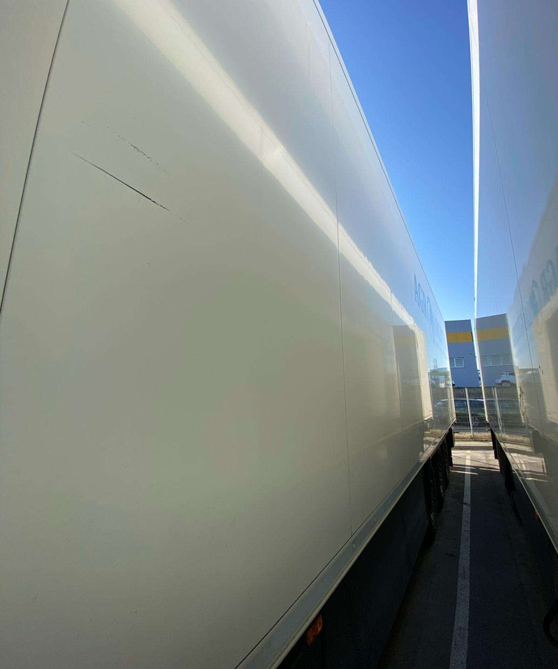 Schmitz SCHMITZ SKO 7cm - Refrigerator semi-trailer: picture 2 Schmitz SCHMITZ SKO 7cm - Refrigerator semi-trailer: picture 2