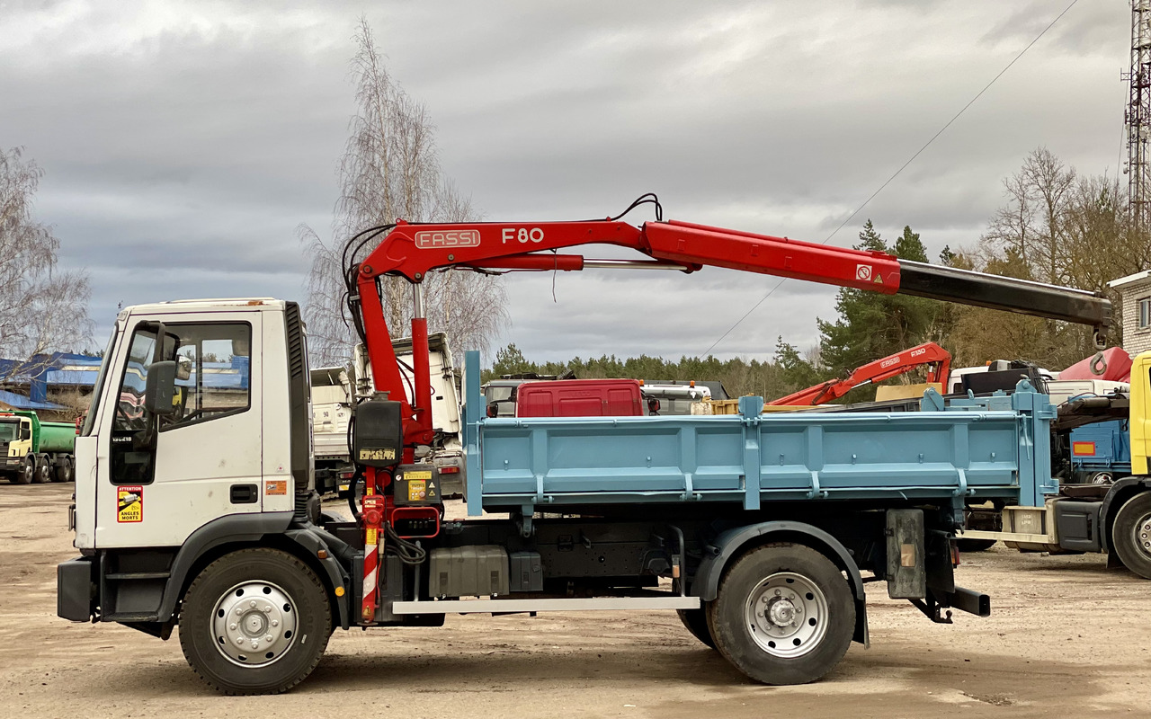 IVECO EUROCARGO - Crane truck: picture 4 IVECO EUROCARGO - Crane truck: picture 4