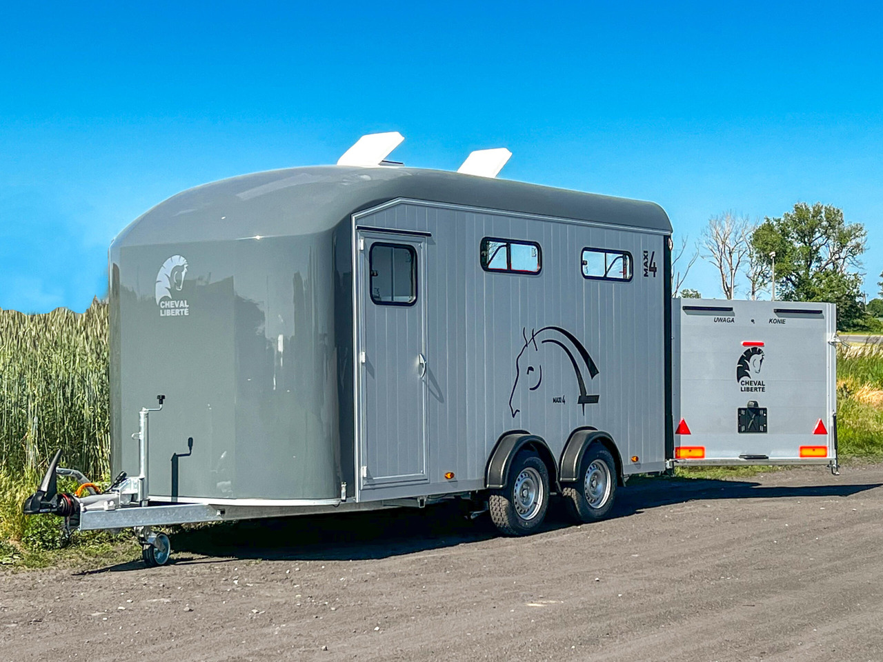CHEVAL LIBERTÉ MAXI 4 - OPTIMAX - Horse trailer: picture 1 CHEVAL LIBERTÉ MAXI 4 - OPTIMAX - Horse trailer: picture 1