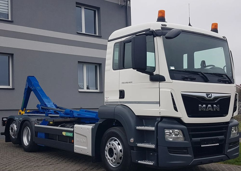 MAN TGS 26.420 E6 HAKOWIEC HKS20 6x2 3-OSIE KLIMA - Hook lift truck: picture 5 MAN TGS 26.420 E6 HAKOWIEC HKS20 6x2 3-OSIE KLIMA - Hook lift truck: picture 5
