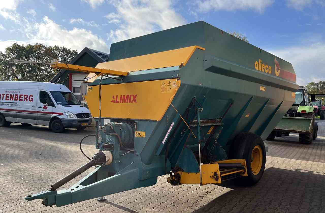Alieco Alimix horizontale voermengwagen - Forage mixer wagon: picture 3 Alieco Alimix horizontale voermengwagen - Forage mixer wagon: picture 3