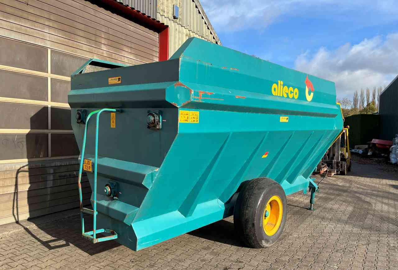 Alieco Alimix horizontale voermengwagen - Forage mixer wagon: picture 4 Alieco Alimix horizontale voermengwagen - Forage mixer wagon: picture 4