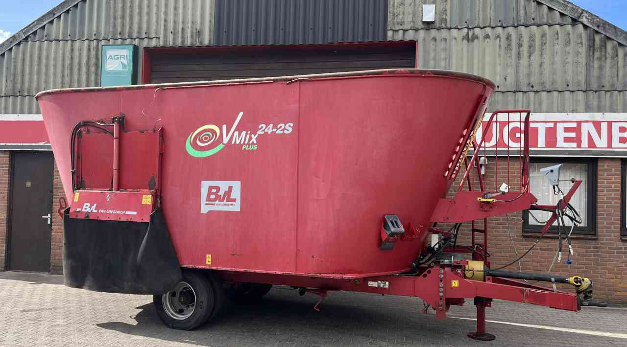 BVL V-Mix 24-2S Voermengwagen voermachines - Forage mixer wagon: picture 3 BVL V-Mix 24-2S Voermengwagen voermachines - Forage mixer wagon: picture 3