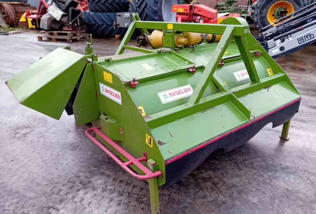 Baselier LKA170 frontloofklapper oogstmachines - Haulm topper: picture 1 Baselier LKA170 frontloofklapper oogstmachines - Haulm topper: picture 1