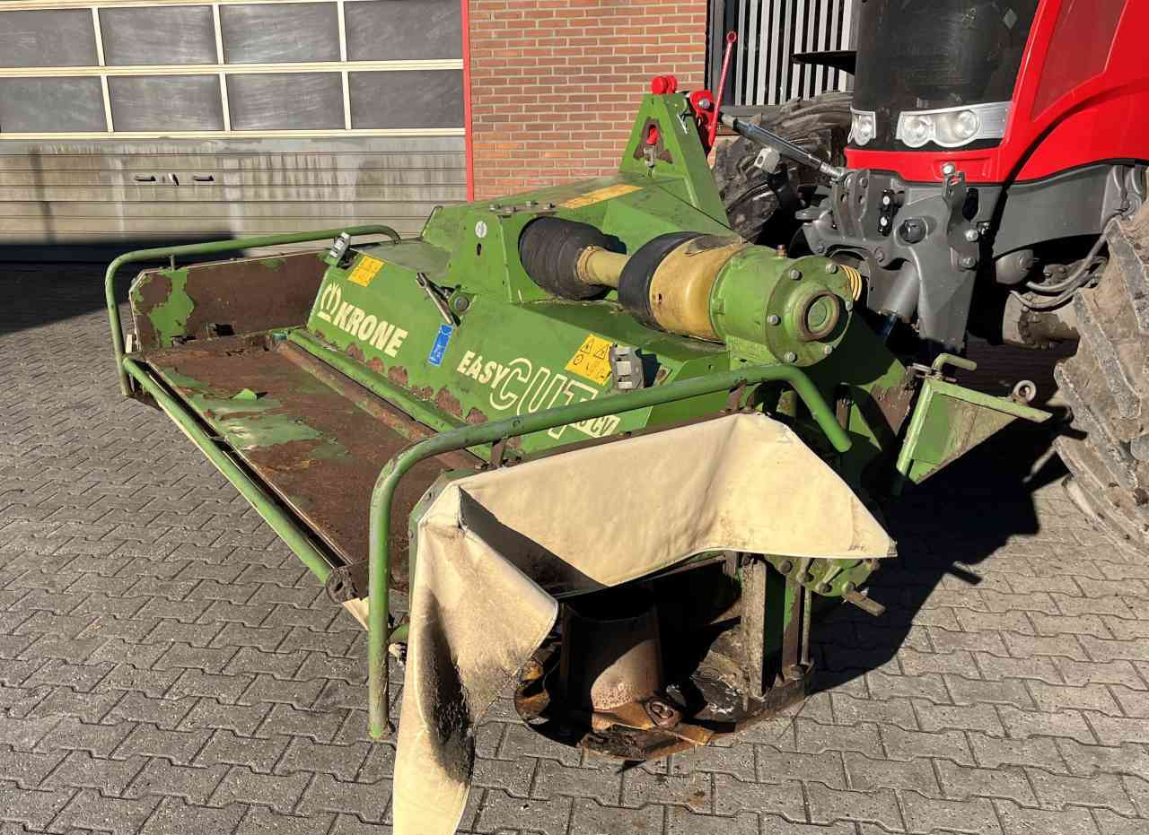 Krone Easycut 28 CV frontmaaier, schijvenmaaier, mower Hooibouwmachines - Mower: picture 3 Krone Easycut 28 CV frontmaaier, schijvenmaaier, mower Hooibouwmachines - Mower: picture 3