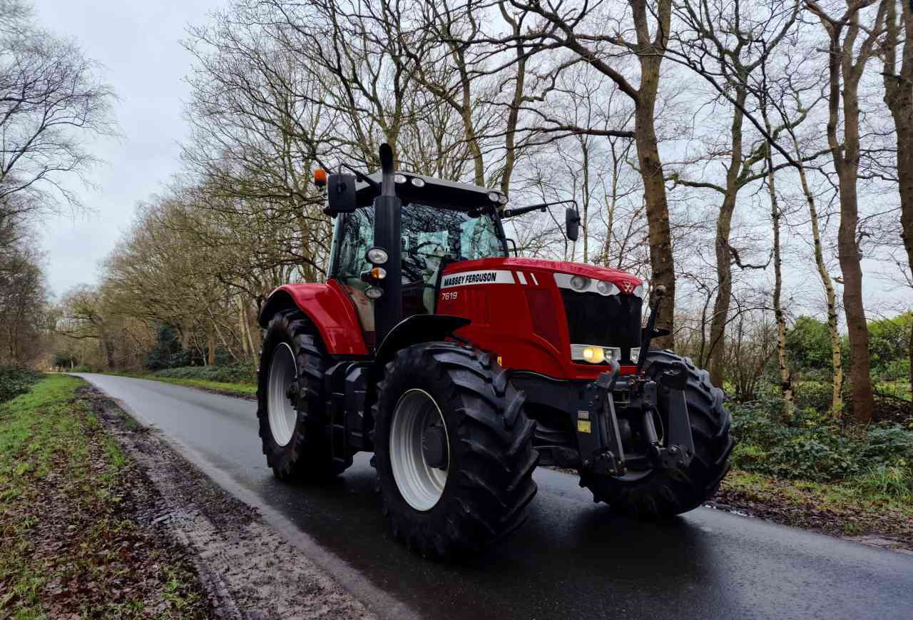 Massey Ferguson 7619 Dyna-6 *Verkocht/sold* - Farm tractor: picture 2 Massey Ferguson 7619 Dyna-6 *Verkocht/sold* - Farm tractor: picture 2