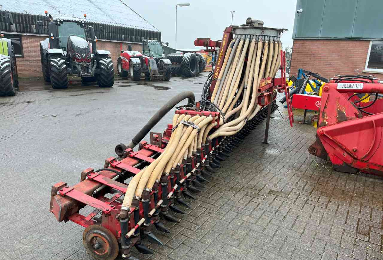 Schuitemaker Schuitemaker Exacta 870 Zodebemester Injecteur mestverwerking - Slurry injector: picture 3 Schuitemaker Schuitemaker Exacta 870 Zodebemester Injecteur mestverwerking - Slurry injector: picture 3