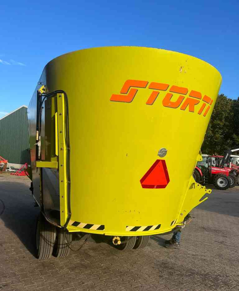 Storti Dunker T2 180 - Forage mixer wagon: picture 3 Storti Dunker T2 180 - Forage mixer wagon: picture 3
