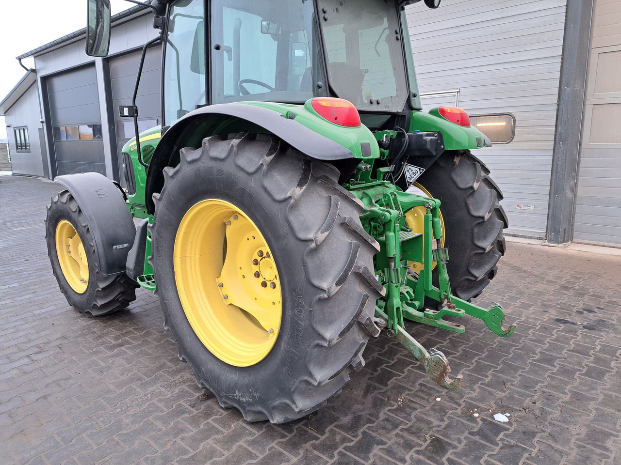 Ciągnik John Deere 5090m - Farm tractor: picture 2 Ciągnik John Deere 5090m - Farm tractor: picture 2