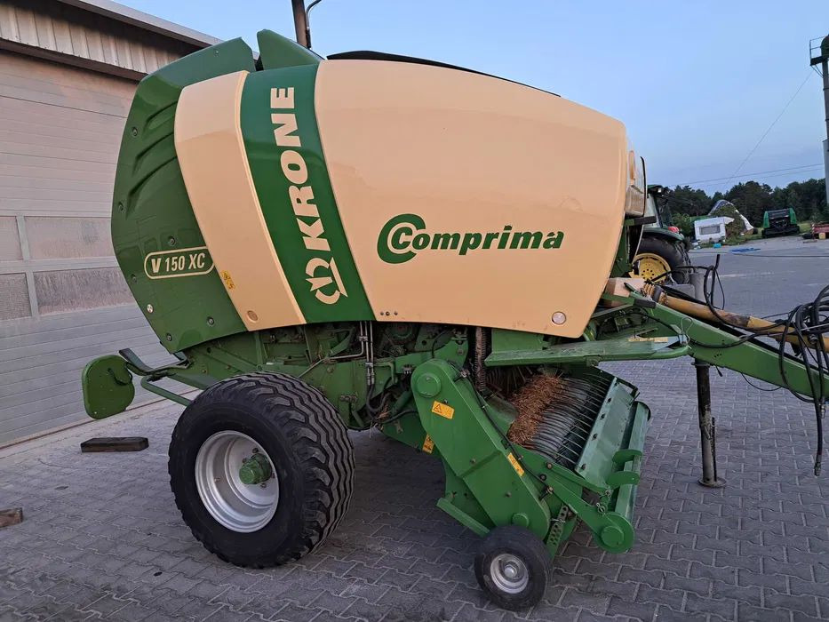 Prasa rolująca Krone Comprima 150XC - Round baler: picture 2 Prasa rolująca Krone Comprima 150XC - Round baler: picture 2