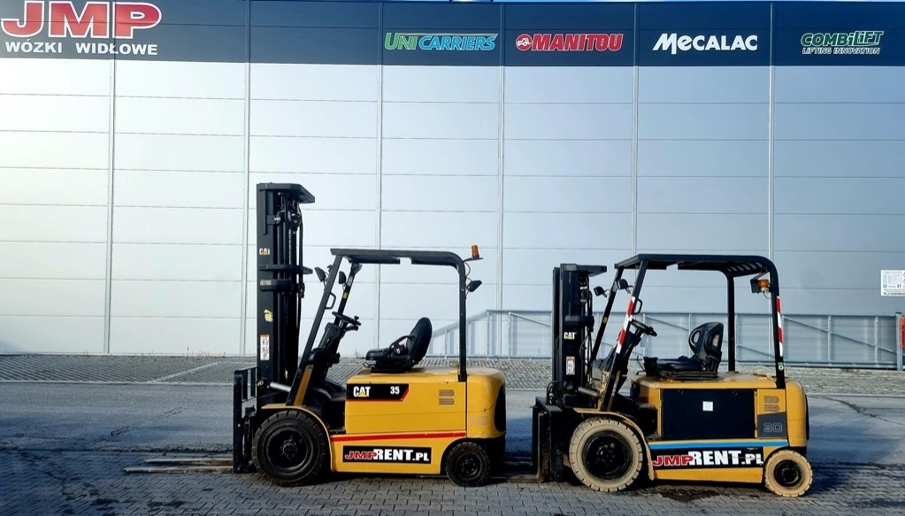 CAT EP 30 K PAC - Electric forklift: picture 5 CAT EP 30 K PAC - Electric forklift: picture 5