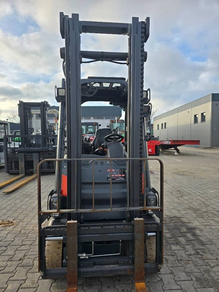 LPG forklift Linde H 16 T - 01: picture 7