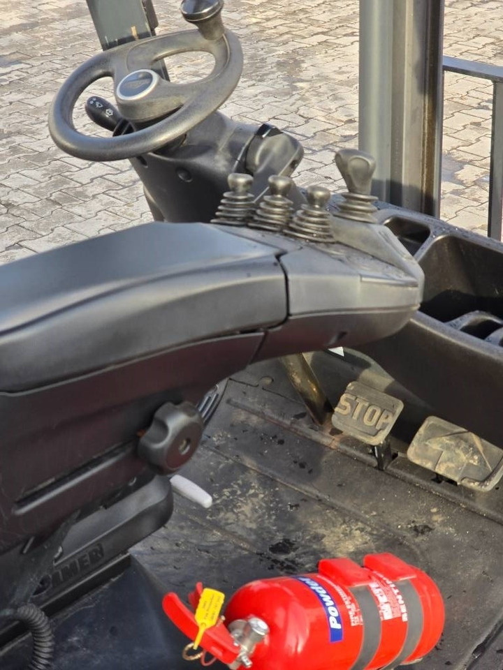 LPG forklift Linde H 16 T - 01: picture 9