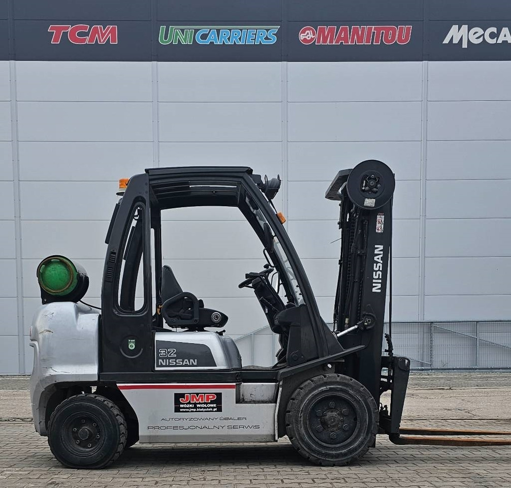 Nissan UG1D2A32LQ - LPG forklift: picture 3 Nissan UG1D2A32LQ - LPG forklift: picture 3