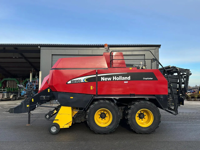 New Holland BB960A CropCutter - Agricultural machinery: picture 5 New Holland BB960A CropCutter - Agricultural machinery: picture 5