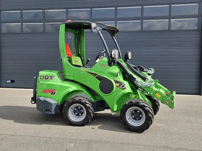 Avant E6 Mini-shovel - Compact track loader: picture 2 Avant E6 Mini-shovel - Compact track loader: picture 2