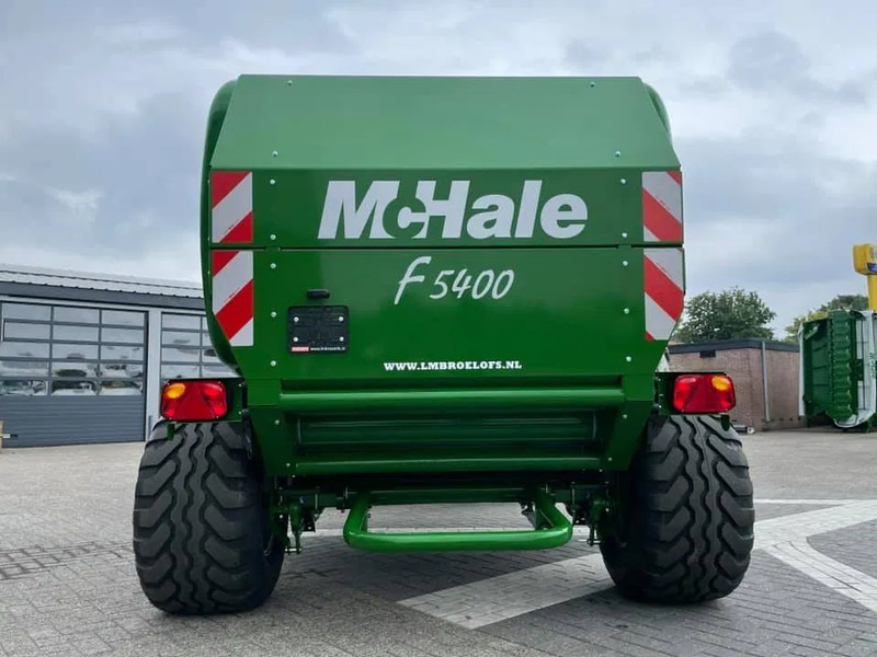 McHale F5400 - Round baler: picture 3 McHale F5400 - Round baler: picture 3