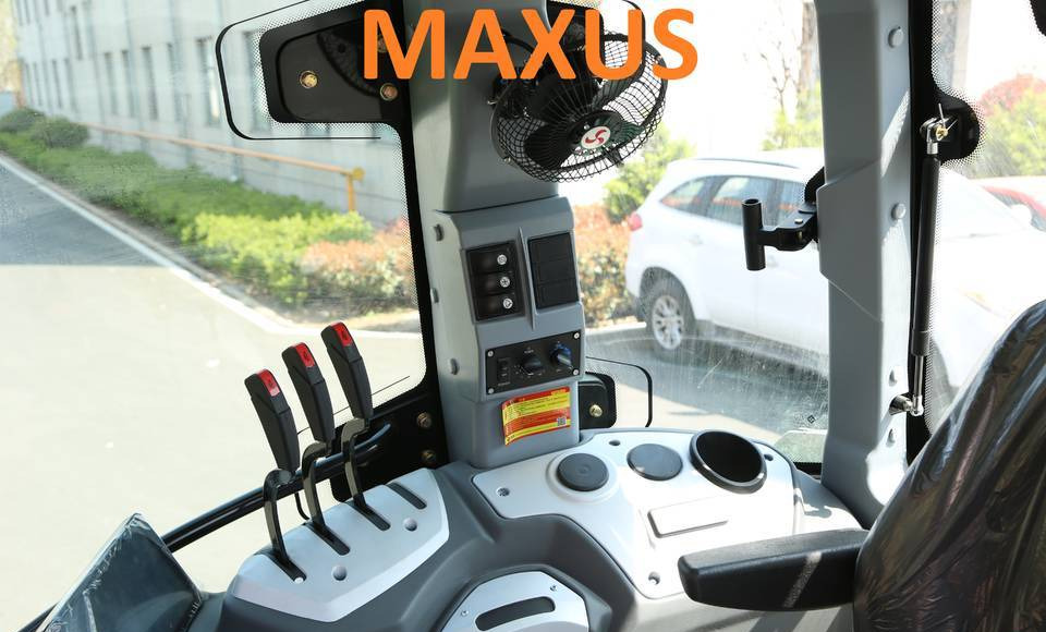 NEW MAXUS 280 HP 4x4 Tractor Warranty НОВИЙ MAXUS 280 К.с. 4x4 Трактор Гарантія NOWY Ciągnik 280 KM 4x4 MAXUS Gwarancja - Farm tractor: picture 2 NEW MAXUS 280 HP 4x4 Tractor Warranty НОВИЙ MAXUS 280 К.с. 4x4 Трактор Гарантія NOWY Ciągnik 280 KM 4x4 MAXUS Gwarancja - Farm tractor: picture 2