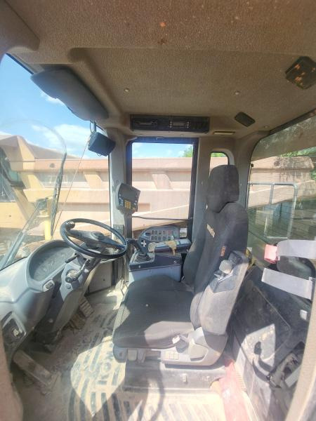 Wheel loader Komatsu WA480-6: picture 14