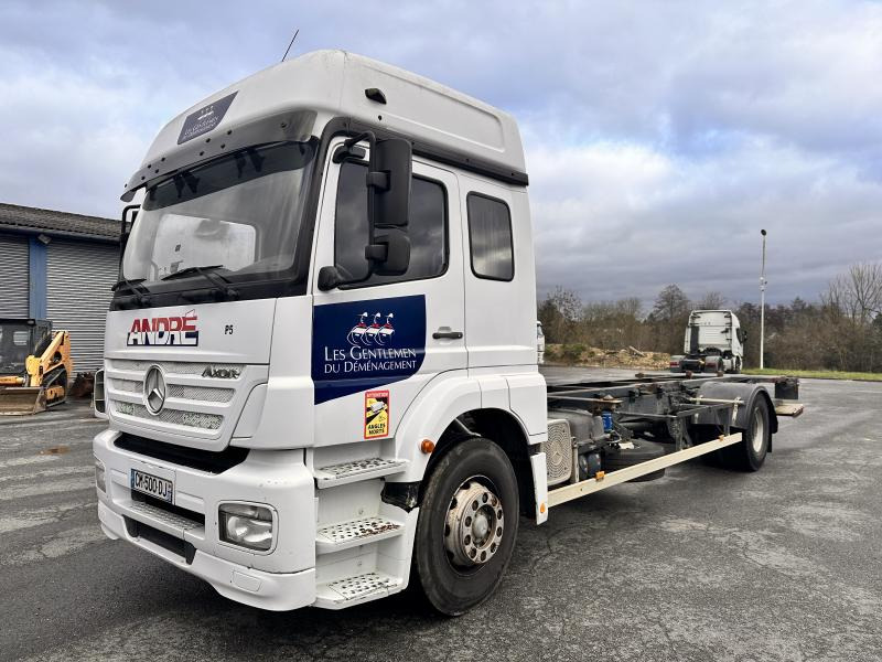 Mercedes Axor - Cab chassis truck: picture 5 Mercedes Axor - Cab chassis truck: picture 5