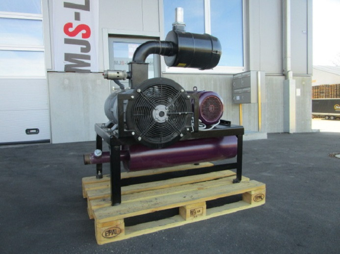 BARRATI VAKUUMPUMPE MIT GESTELL MIT ANSAUGFILTER UND SCHALLDÄMPFER - Packaging machinery: picture 1 BARRATI VAKUUMPUMPE MIT GESTELL MIT ANSAUGFILTER UND SCHALLDÄMPFER - Packaging machinery: picture 1