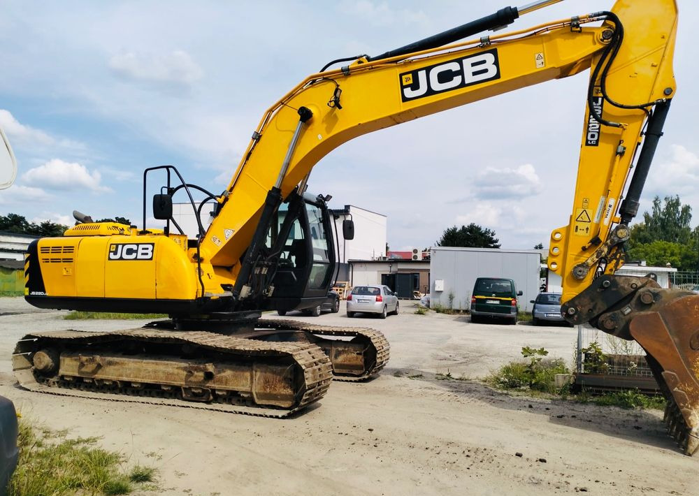 JCB JS 220 LC+ - Crawler excavator: picture 2 JCB JS 220 LC+ - Crawler excavator: picture 2