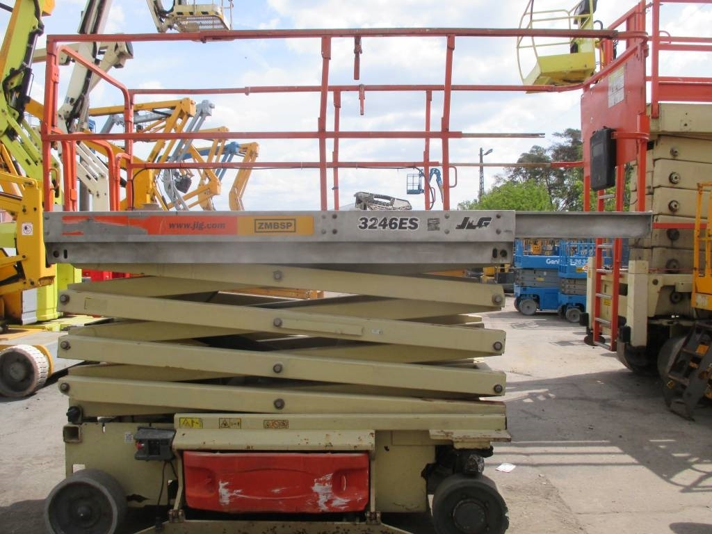 JLG 3246 ES - Scissor lift: picture 5 JLG 3246 ES - Scissor lift: picture 5
