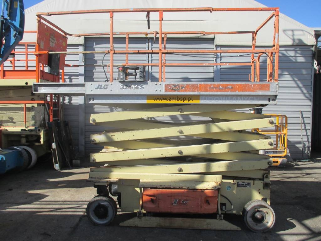 JLG 3246 ES - Scissor lift: picture 1 JLG 3246 ES - Scissor lift: picture 1