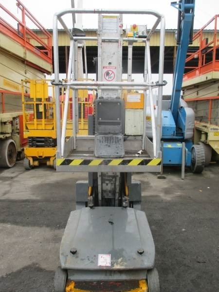 Vertical mast lift JLG Toucan Junior 8: picture 9