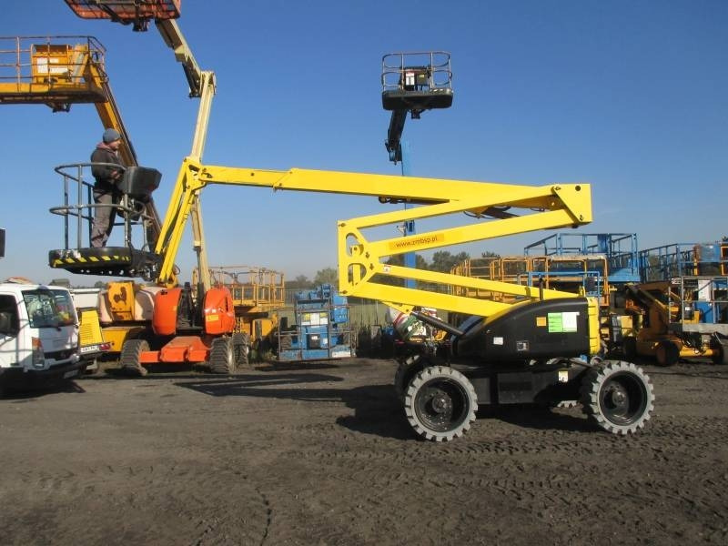 Niftylift HR 17 D 4x4 - Articulated boom: picture 1 Niftylift HR 17 D 4x4 - Articulated boom: picture 1