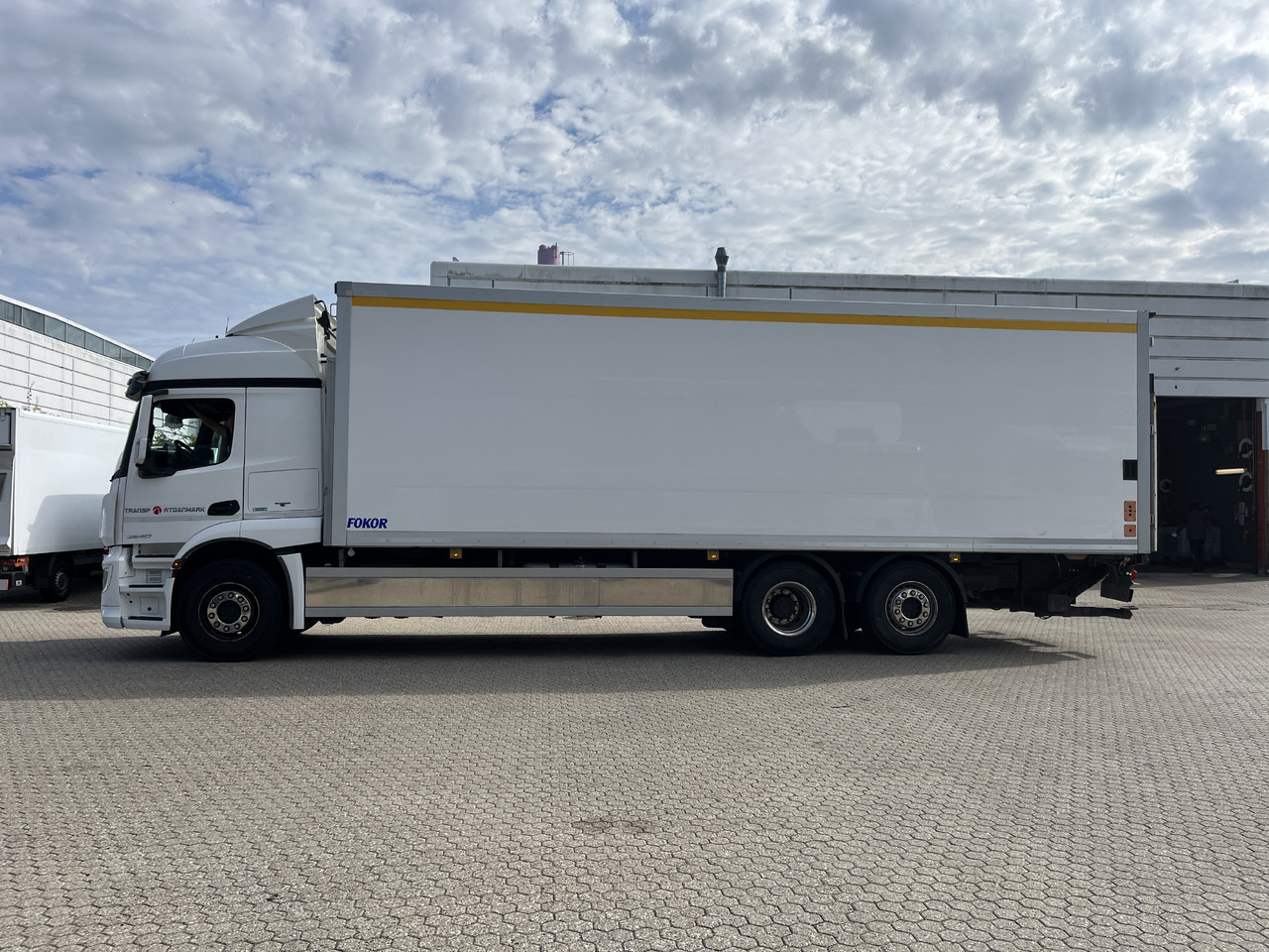 MERCEDES-BENZ Actros 2540 - Refrigerator truck: picture 1 MERCEDES-BENZ Actros 2540 - Refrigerator truck: picture 1