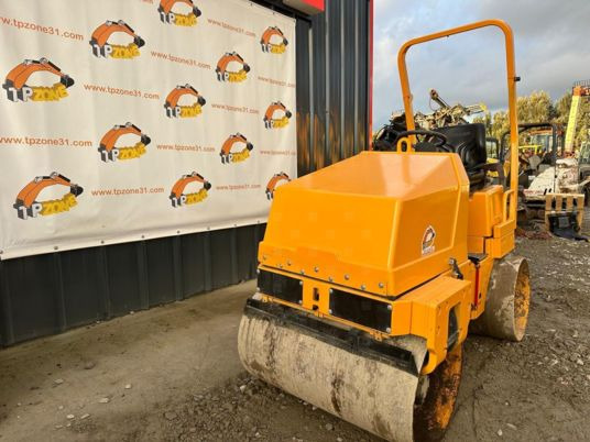 Ammann AV20 à 6900 € HT - Roller: picture 2 Ammann AV20 à 6900 € HT - Roller: picture 2