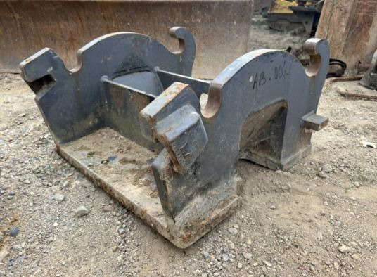 Platine à boulonner verachtert CW40 - Attachment for Construction machinery: picture 1 Platine à boulonner verachtert CW40 - Attachment for Construction machinery: picture 1