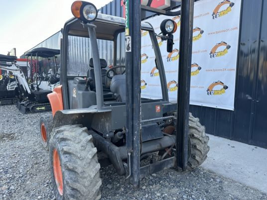 Ausa C200HX4 4X4 à 17900 € HT - Rough terrain forklift: picture 5 Ausa C200HX4 4X4 à 17900 € HT - Rough terrain forklift: picture 5