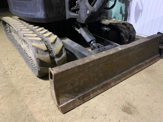 Mini excavator Bobcat E50: picture 10