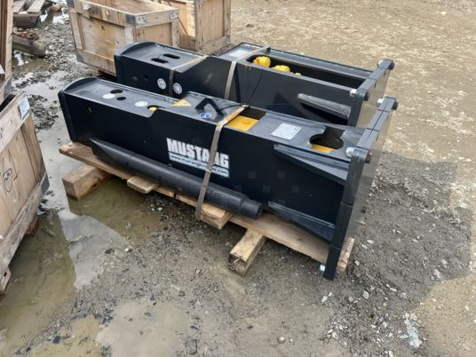 Brh mustang pour pelle de 6T à 10T - Hydraulic hammer: picture 2 Brh mustang pour pelle de 6T à 10T - Hydraulic hammer: picture 2