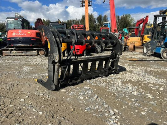 Godet crocodile pour mini chargeur - Bucket: picture 5 Godet crocodile pour mini chargeur - Bucket: picture 5