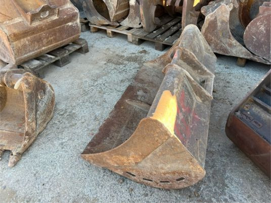 Godet de curage Mbi AR50 - Excavator bucket: picture 3 Godet de curage Mbi AR50 - Excavator bucket: picture 3