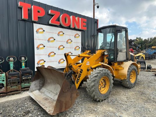 JCB 408 à 14500 € HT - Wheel loader: picture 2 JCB 408 à 14500 € HT - Wheel loader: picture 2