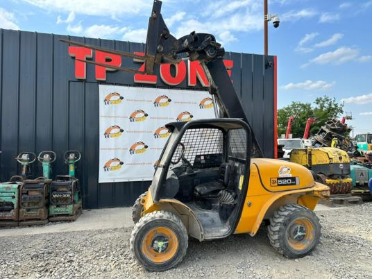 JCB 520-40 à 23500 € HT - Telescopic handler: picture 2 JCB 520-40 à 23500 € HT - Telescopic handler: picture 2