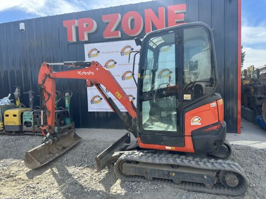 Kubota U27-4 Cabine à 23500€ HT - Mini excavator: picture 2 Kubota U27-4 Cabine à 23500€ HT - Mini excavator: picture 2