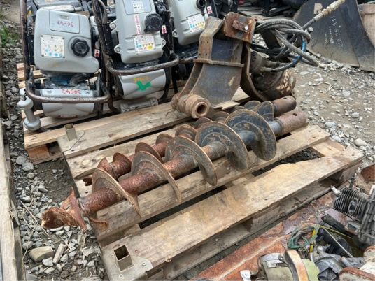 Tariere hydraulique pour pelle 2T5 à 3T5 - Auger: picture 2 Tariere hydraulique pour pelle 2T5 à 3T5 - Auger: picture 2