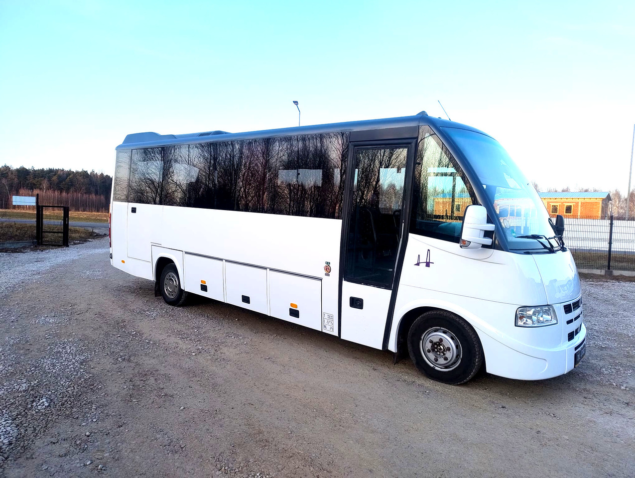 Iveco Rapido / Daily - Coach: picture 4 Iveco Rapido / Daily - Coach: picture 4