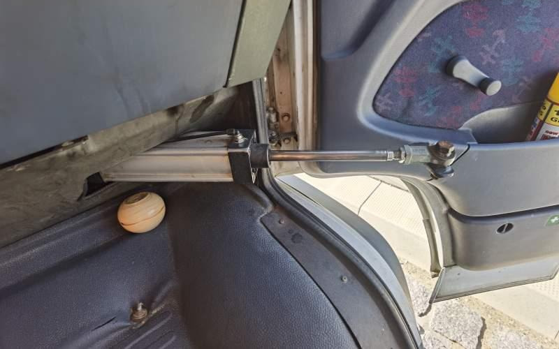 Suburban bus Mercedes-Benz Vario 814D 38+12: picture 9 Suburban bus Mercedes-Benz Vario 814D 38+12: picture 9