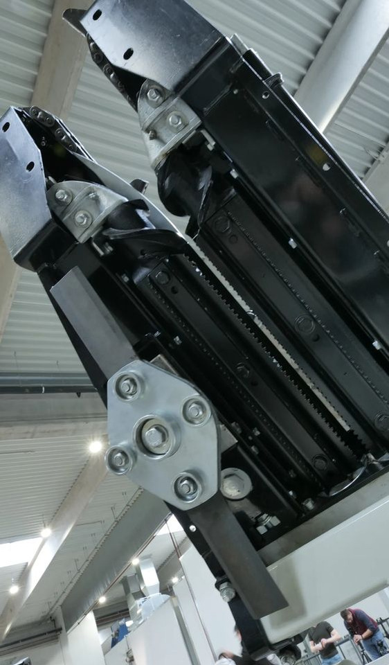 New Corn header Oros Cornado 6 4+2R Nowa Przystawka do kukurydzy: picture 10