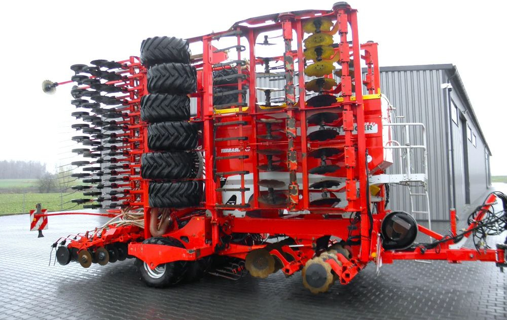 Pottinger Terrasem C9 Artis 2014 Rok, Nowe Elementy Robocze, Nie Malowany, Stan Idealny - Seed drill: picture 3 Pottinger Terrasem C9 Artis 2014 Rok, Nowe Elementy Robocze, Nie Malowany, Stan Idealny - Seed drill: picture 3