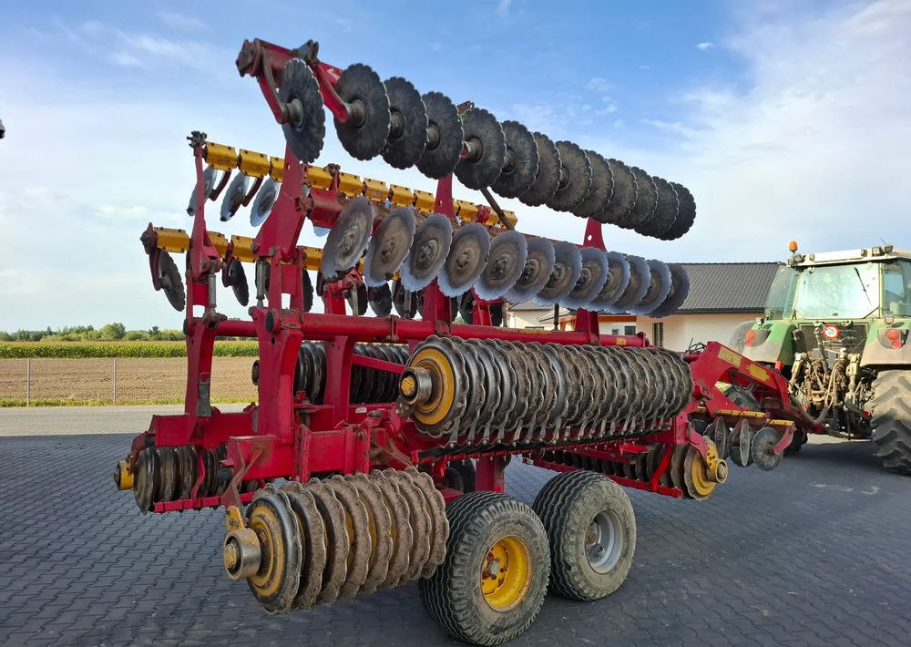 Soil tillage equipment Väderstad Carrier 820 2011 rok , Nowe Talerze , Nie Malowany , Stan Bardzo Dobry: picture 12 Soil tillage equipment Väderstad Carrier 820 2011 rok , Nowe Talerze , Nie Malowany , Stan Bardzo Dobry: picture 12