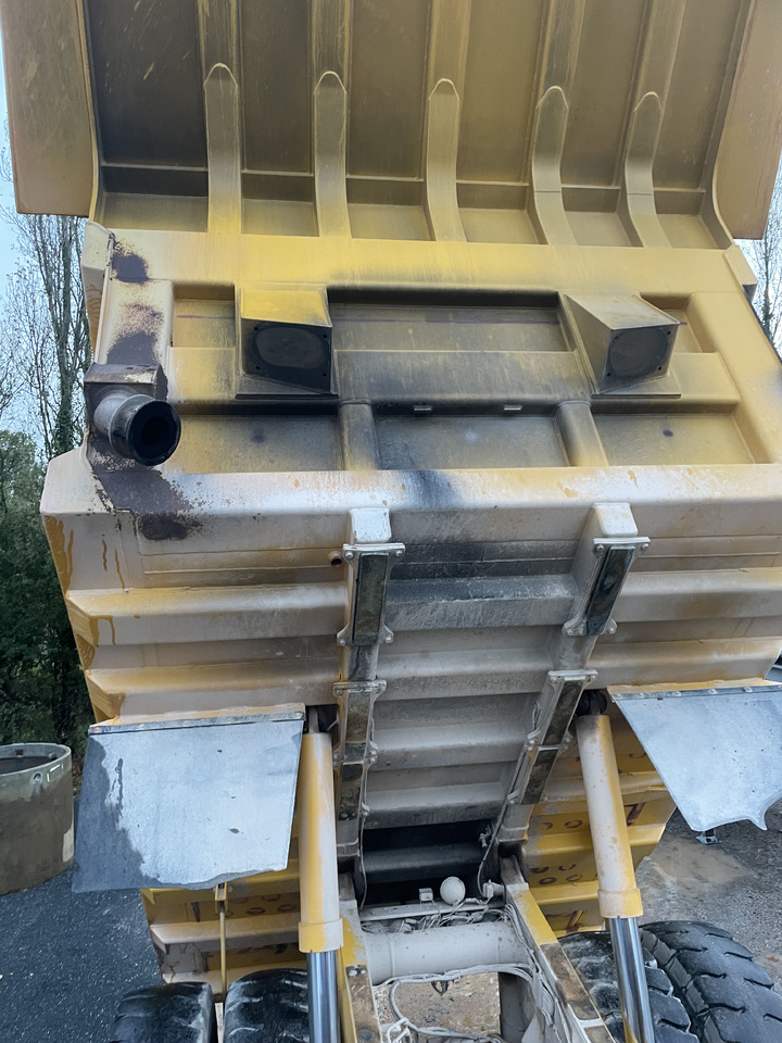 KOMATSU Hd405-6 on lease KOMATSU Hd405-6: picture 16 KOMATSU Hd405-6 on lease KOMATSU Hd405-6: picture 16