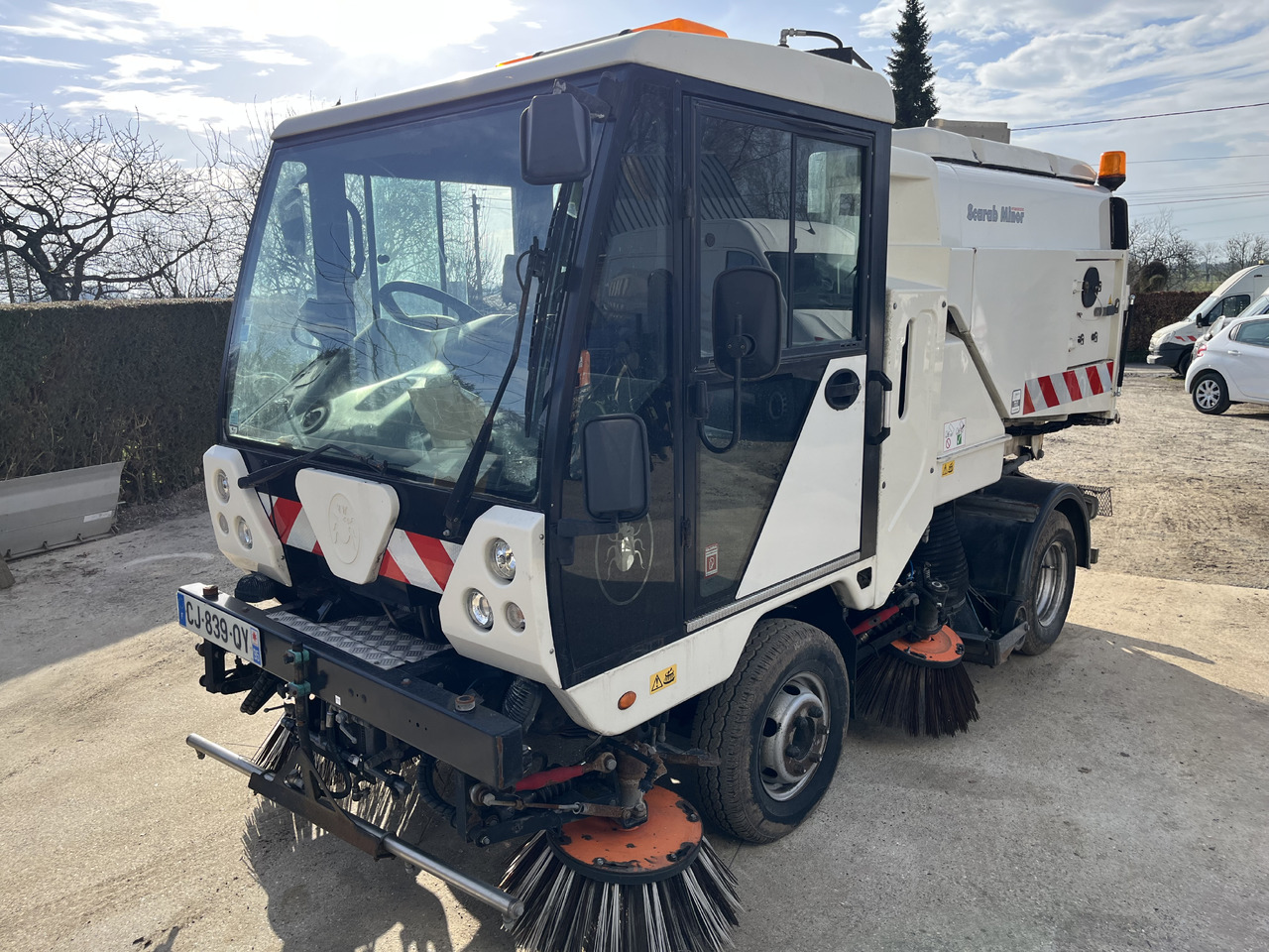 SCARAB Minor - Road sweeper: picture 2 SCARAB Minor - Road sweeper: picture 2